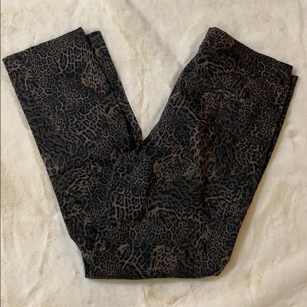 LAST CHANCE - NYDJ not your daughters jeans cheetah print pants - Picture 3 of 7